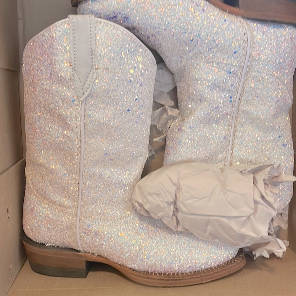Size 10 girls unicorn cowgirl boots